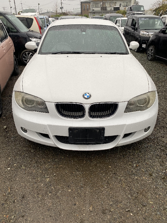 BMW 1シリーズ120i